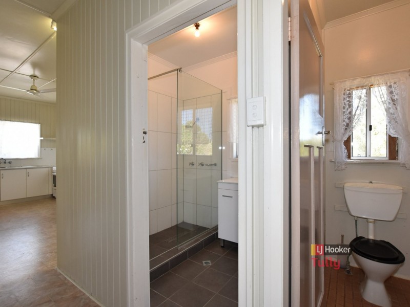 Unit 1-2/9 Vipiana Drive, Tully Heads QLD 4854