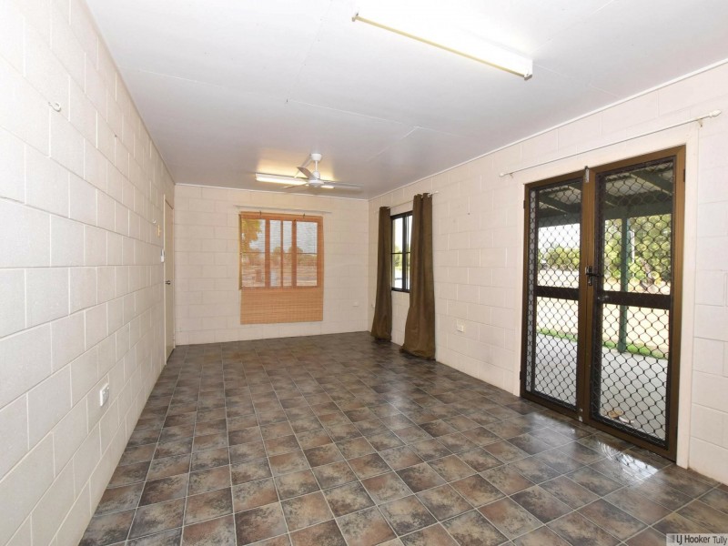 Unit 1-2/9 Vipiana Drive, Tully Heads QLD 4854