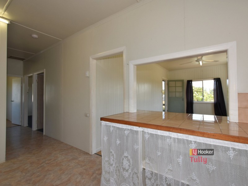 Unit 1-2/9 Vipiana Drive, Tully Heads QLD 4854