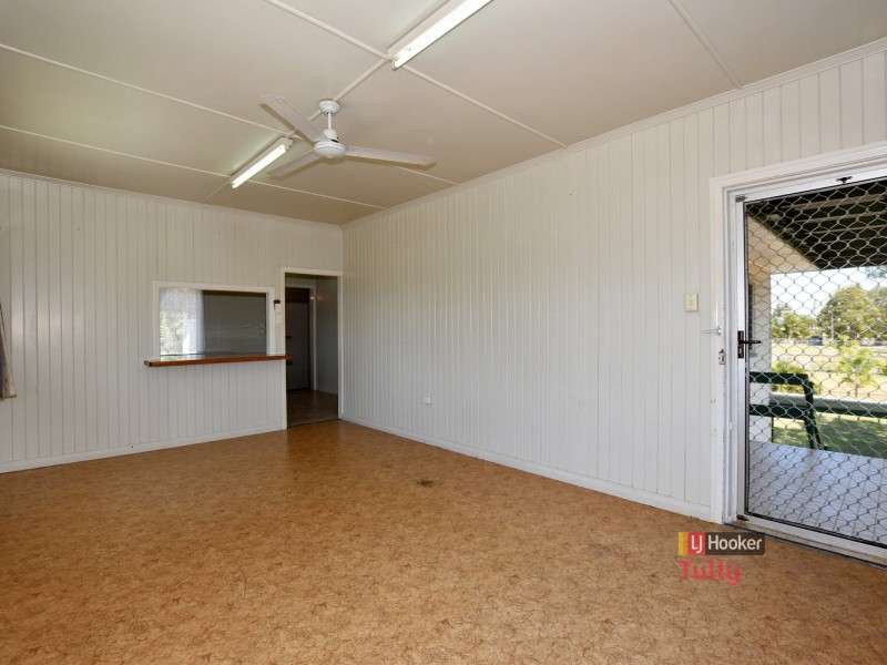 Unit 1-2/9 Vipiana Drive, Tully Heads QLD 4854