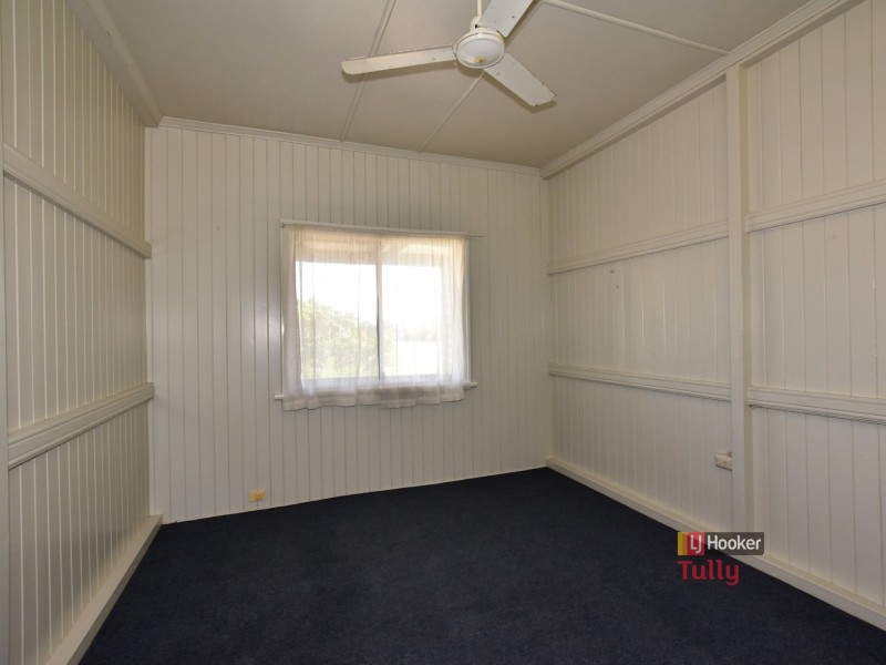 Unit 1-2/9 Vipiana Drive, Tully Heads QLD 4854