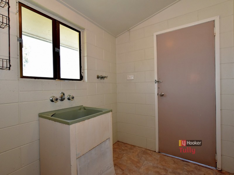 Unit 1-2/9 Vipiana Drive, Tully Heads QLD 4854