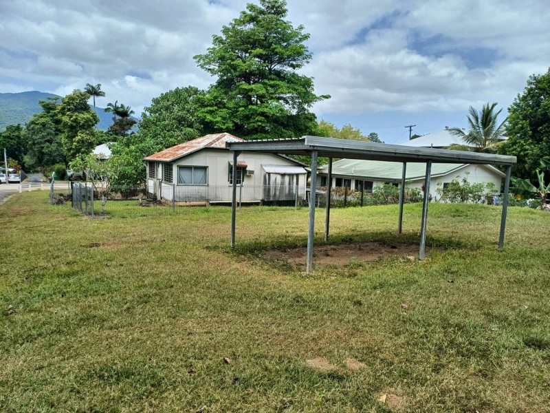 30 McQuillen Street, Tully QLD 4854