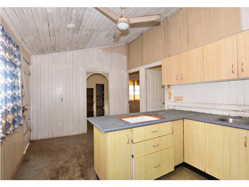 30 McQuillen Street, Tully QLD 4854