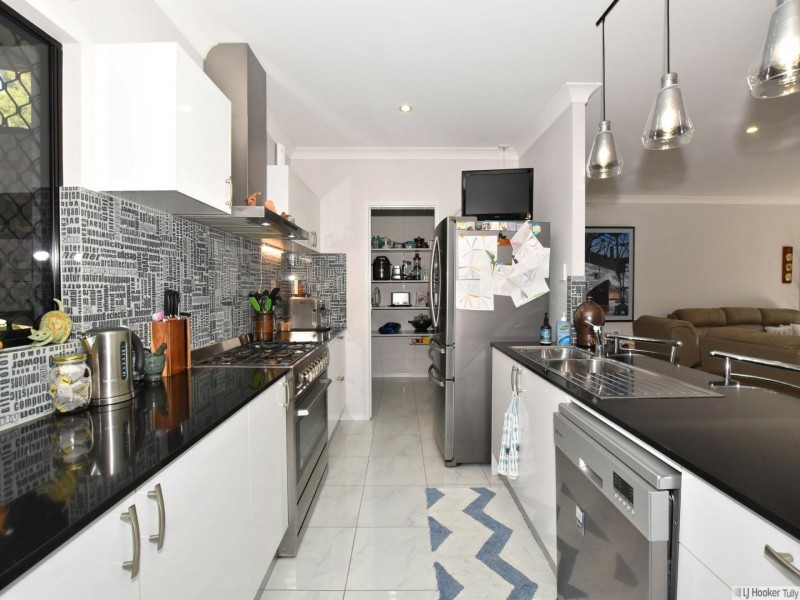 9 Grass Tree Court, Ellerbeck QLD 4816