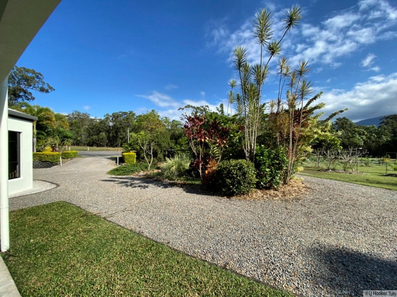 9 Grass Tree Court, Ellerbeck QLD 4816