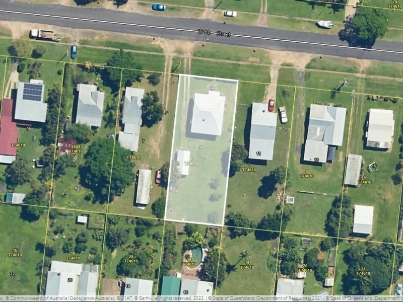 9 Webb Street, Tully QLD 4854