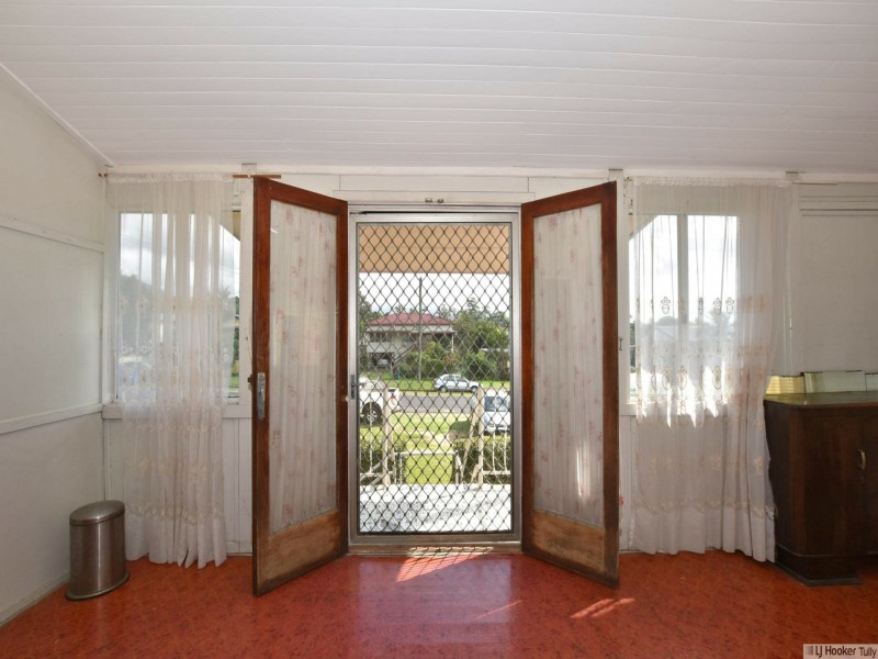 9 Webb Street, Tully QLD 4854