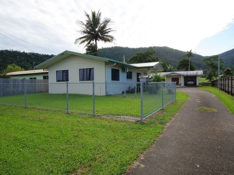 Unit 1/145 Bryant Street, Tully QLD 4854