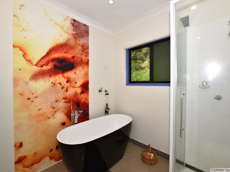 59 Mountain View Close, Maria Creeks QLD 4855