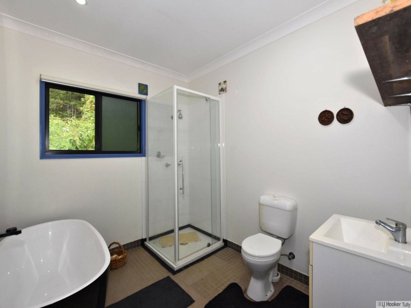 59 Mountain View Close, Maria Creeks QLD 4855