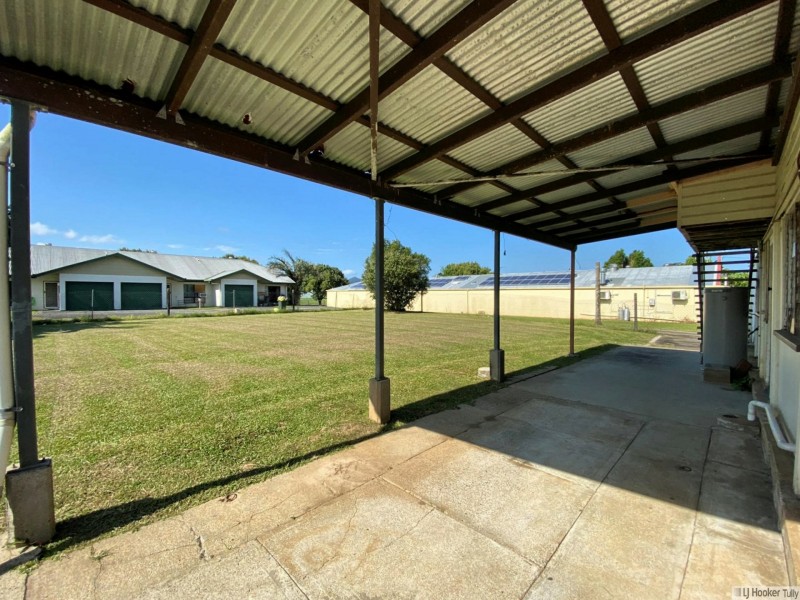 15 Flying Fish Point Road, Innisfail Estate QLD 4860
