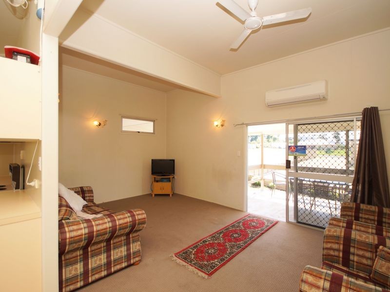 37 Bryant Street, Tully QLD 4854