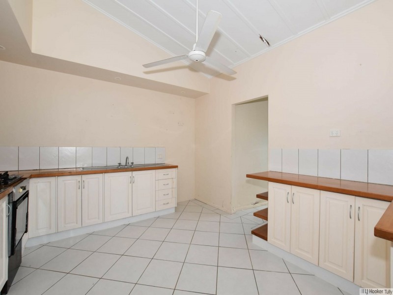 17 Euramo Road, Euramo QLD 4854