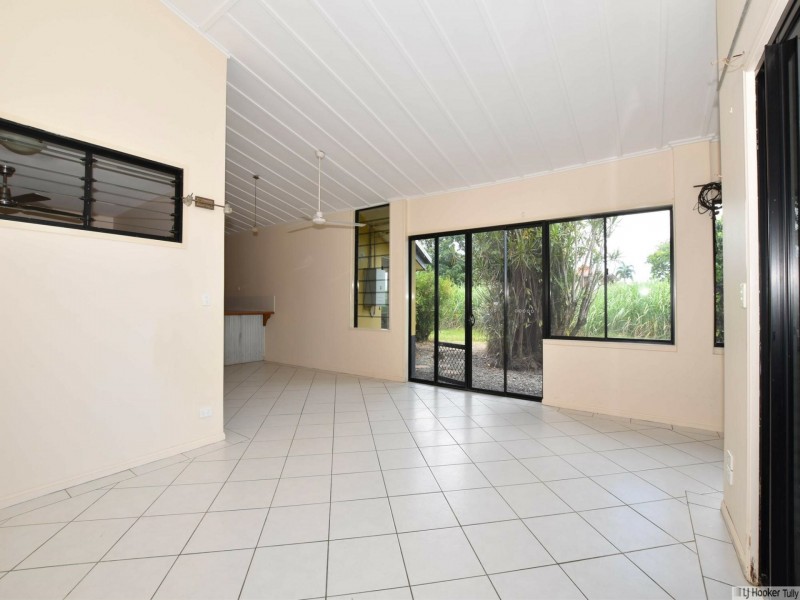 17 Euramo Road, Euramo QLD 4854