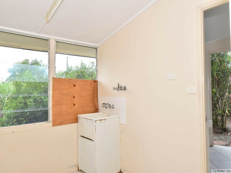 17 Euramo Road, Euramo QLD 4854