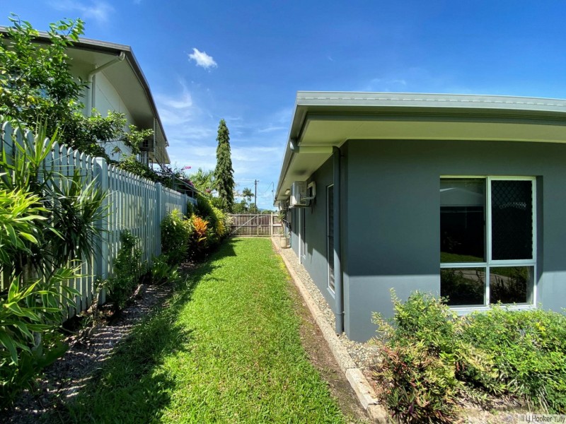 3 Briggs Street, Tully QLD 4854