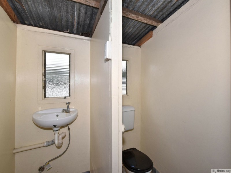 9 Watkins Street, Tully QLD 4854