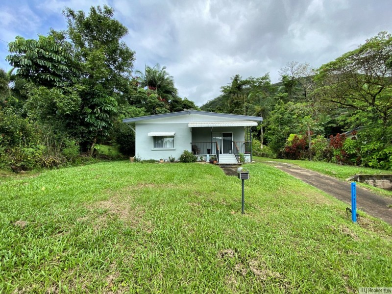 8 Geddes Street, Tully QLD 4854