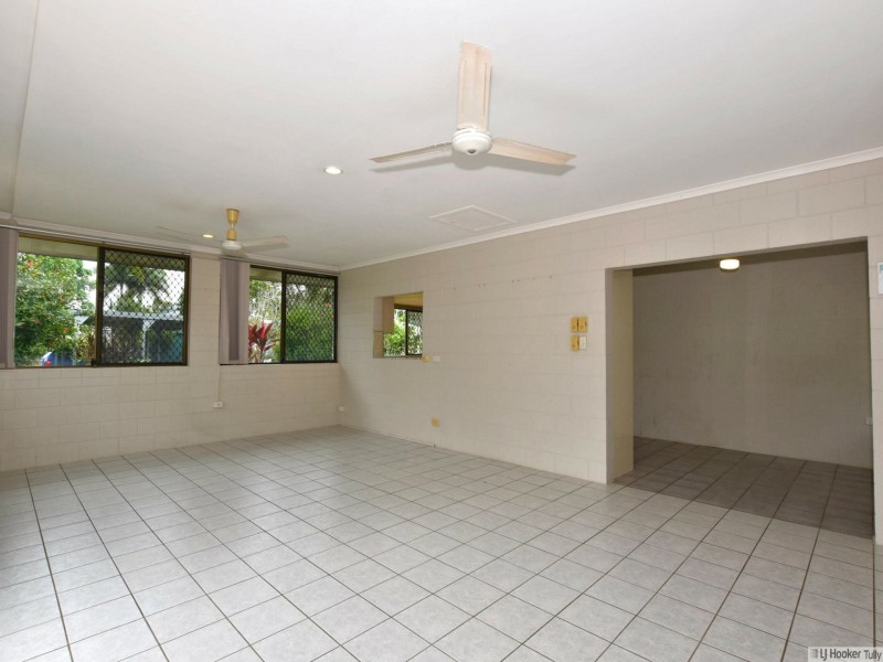 32 Melaleuca Drive, Tully Heads QLD 4854