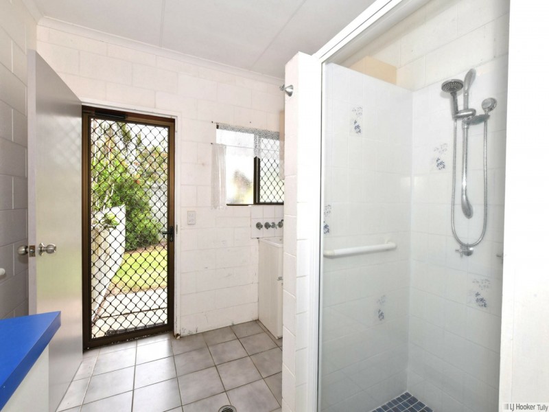 32 Melaleuca Drive, Tully Heads QLD 4854