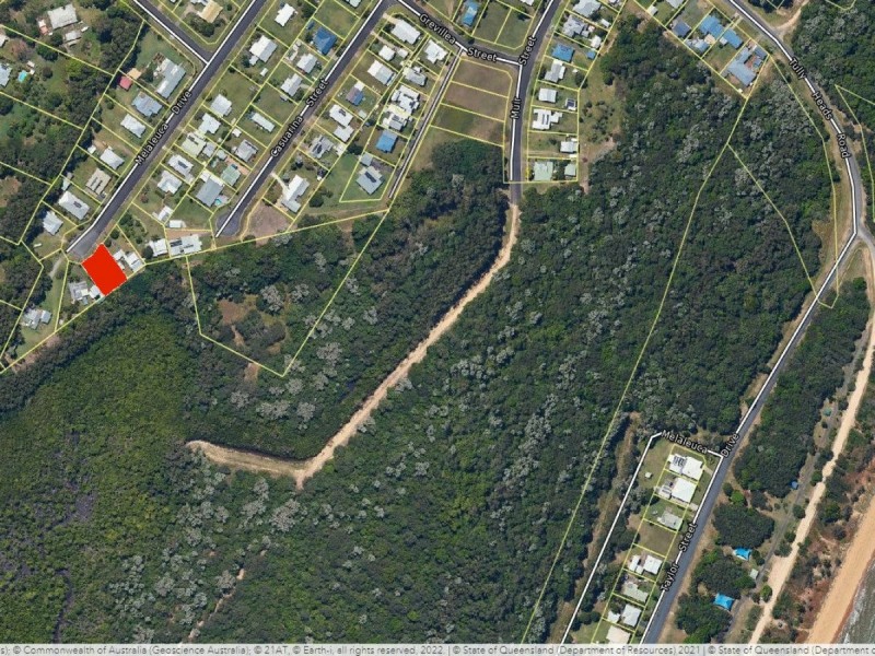 32 Melaleuca Drive, Tully Heads QLD 4854