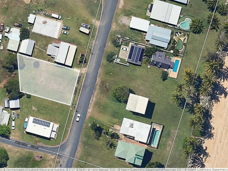 3 Taylor Street, Tully Heads QLD 4854