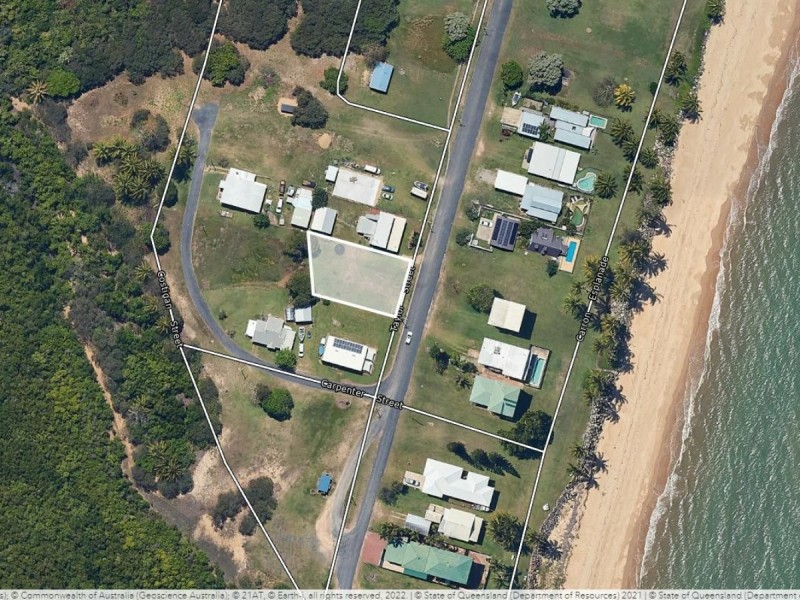 3 Taylor Street, Tully Heads QLD 4854
