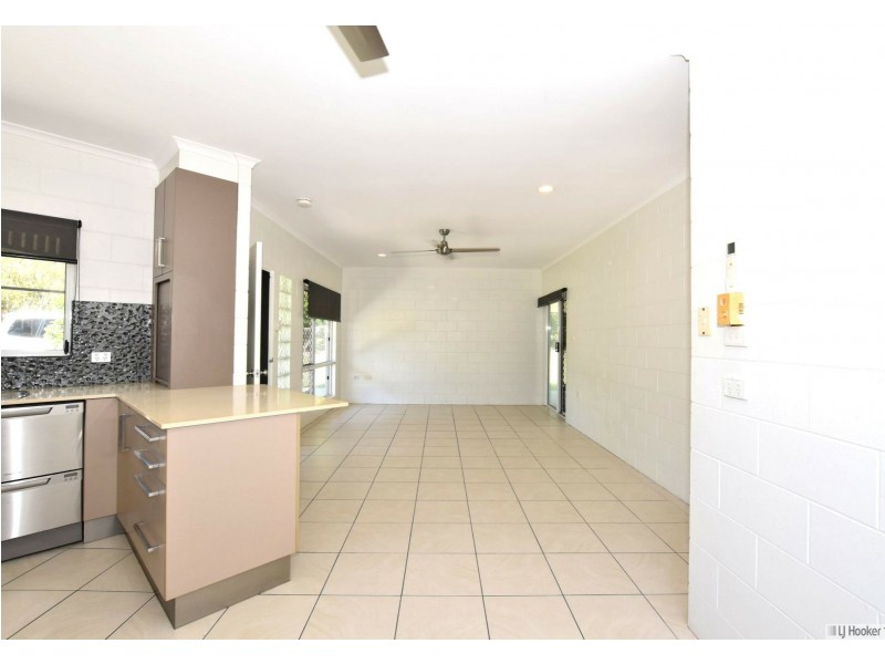 29 Melaleuca Drive, Tully Heads QLD 4854
