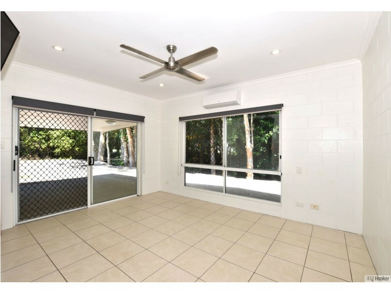 29 Melaleuca Drive, Tully Heads QLD 4854