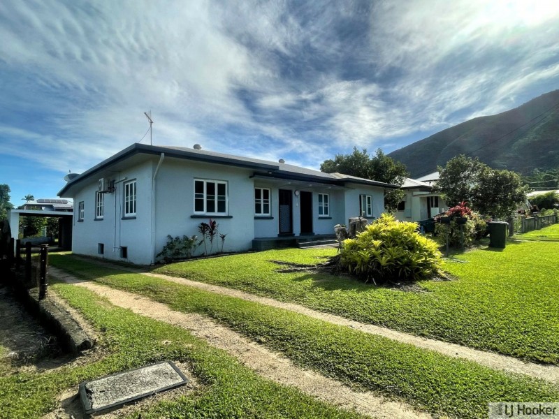 13 Thurles Street, Tully QLD 4854