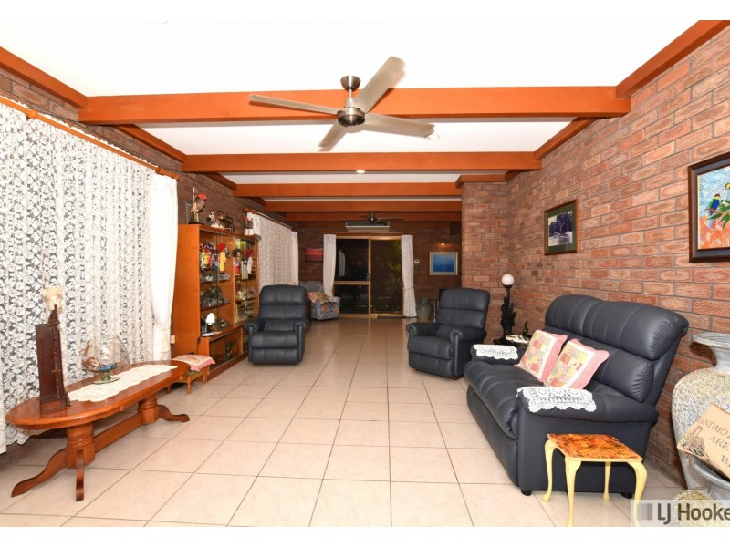 18-20 Gregory Street, Cardwell QLD 4849