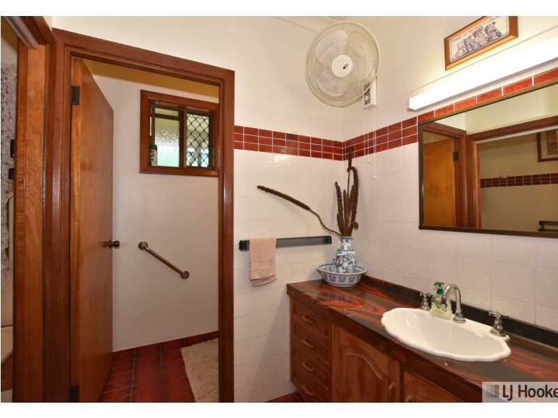 18-20 Gregory Street, Cardwell QLD 4849