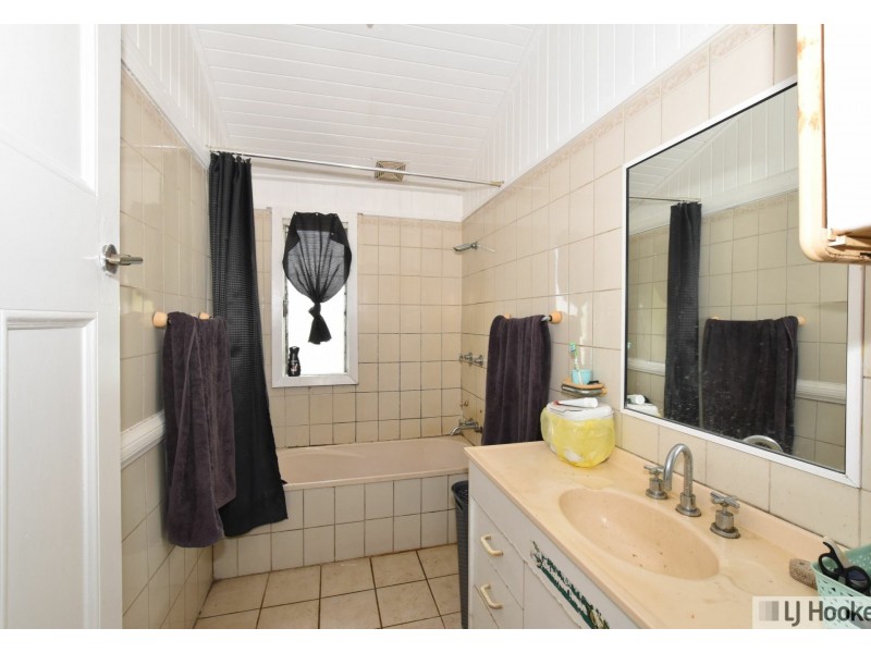 15 Still Street, Tully QLD 4854