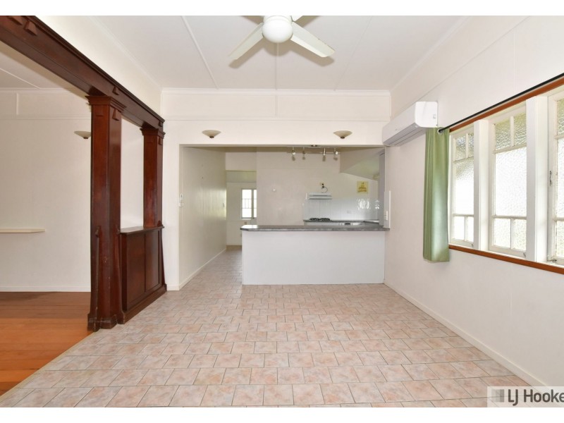 12 McQuillen Street, Tully QLD 4854