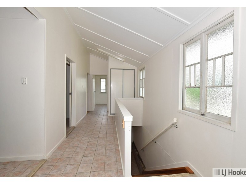 12 McQuillen Street, Tully QLD 4854