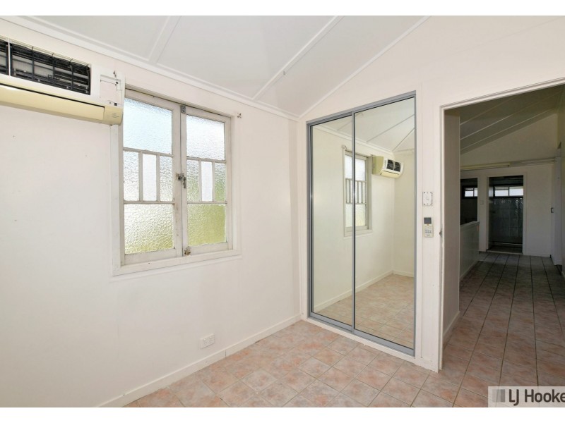 12 McQuillen Street, Tully QLD 4854