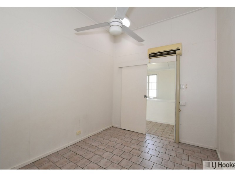 12 McQuillen Street, Tully QLD 4854