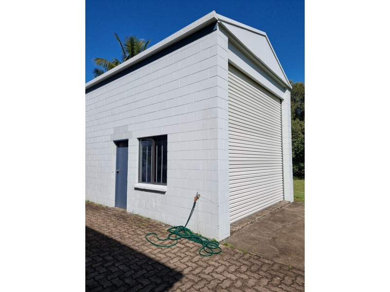 3/117 Taylor, Tully Heads QLD 4854