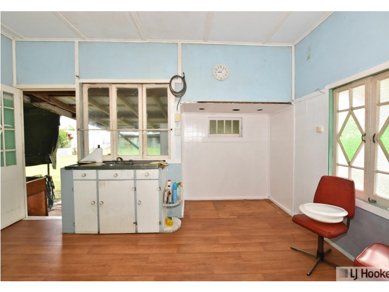 27 Ryrie Street, El Arish QLD 4855