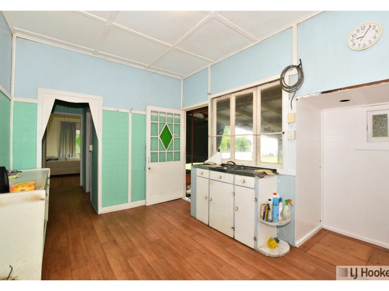 27 Ryrie Street, El Arish QLD 4855