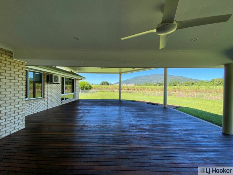 32 Murray Street, Tully QLD 4854
