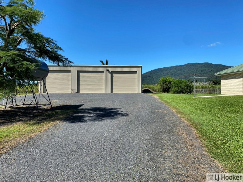 32 Murray Street, Tully QLD 4854