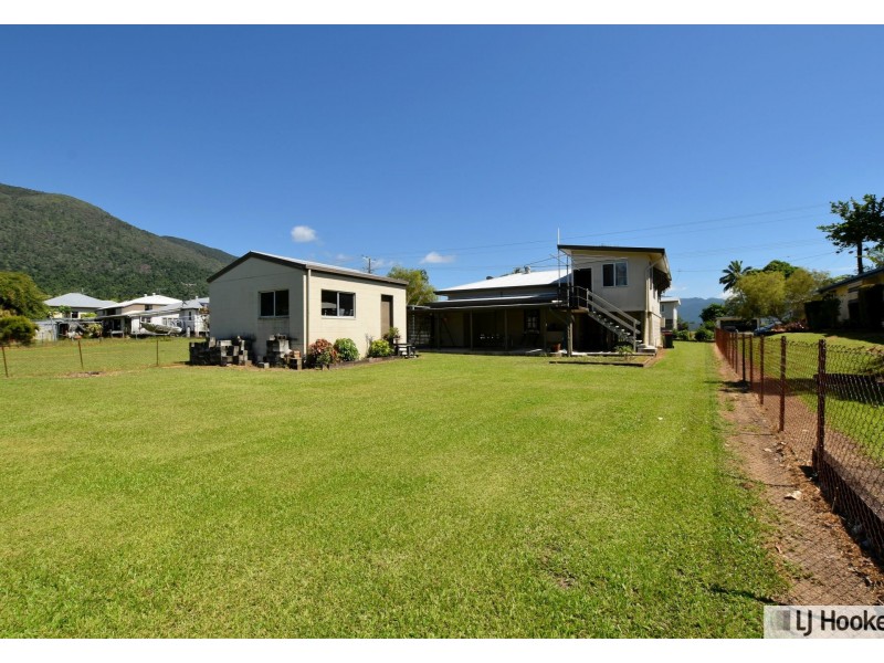11 King Street, Tully QLD 4854