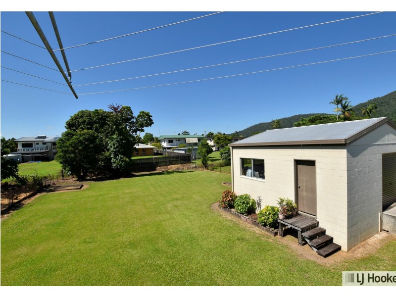 11 King Street, Tully QLD 4854
