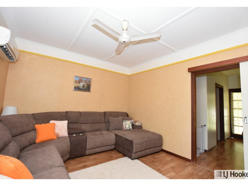11 King Street, Tully QLD 4854