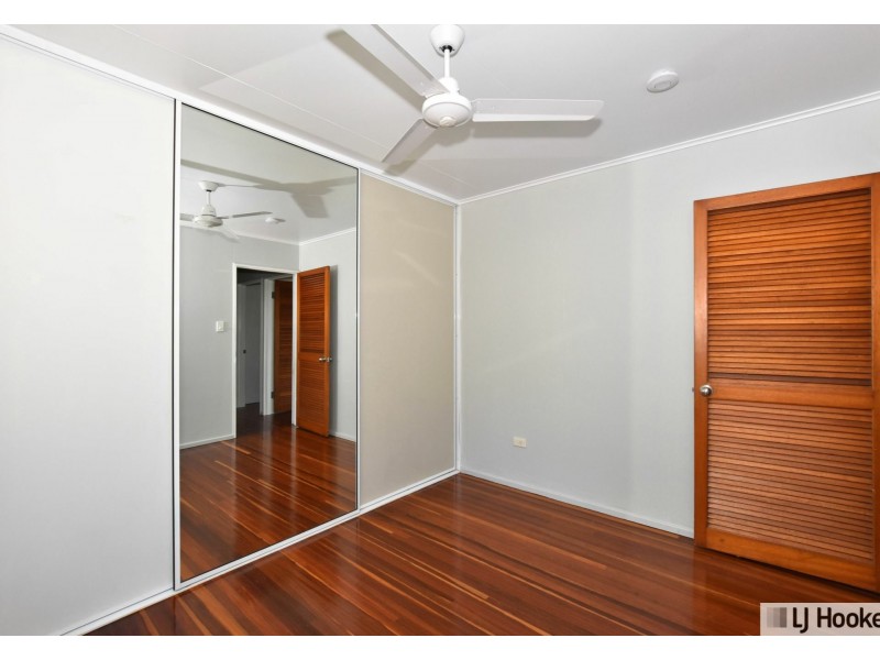 13 Hielscher Street, Tully QLD 4854