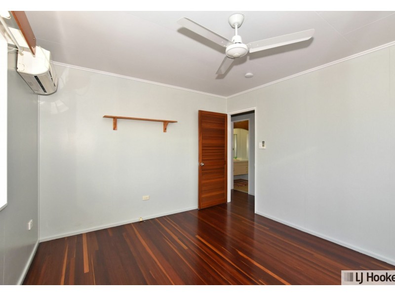 13 Hielscher Street, Tully QLD 4854