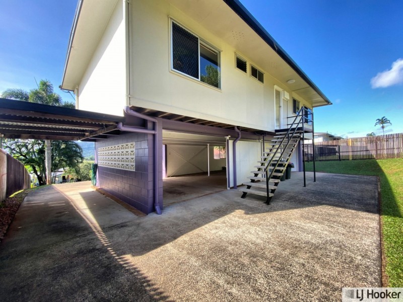 13 Hielscher Street, Tully QLD 4854