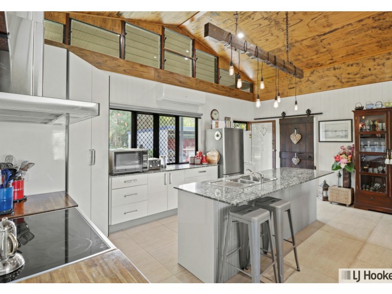 83 Hull Heads Road, Hull Heads QLD 4854